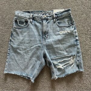 American Eagle Low Rise Skater‎ Short Size 2